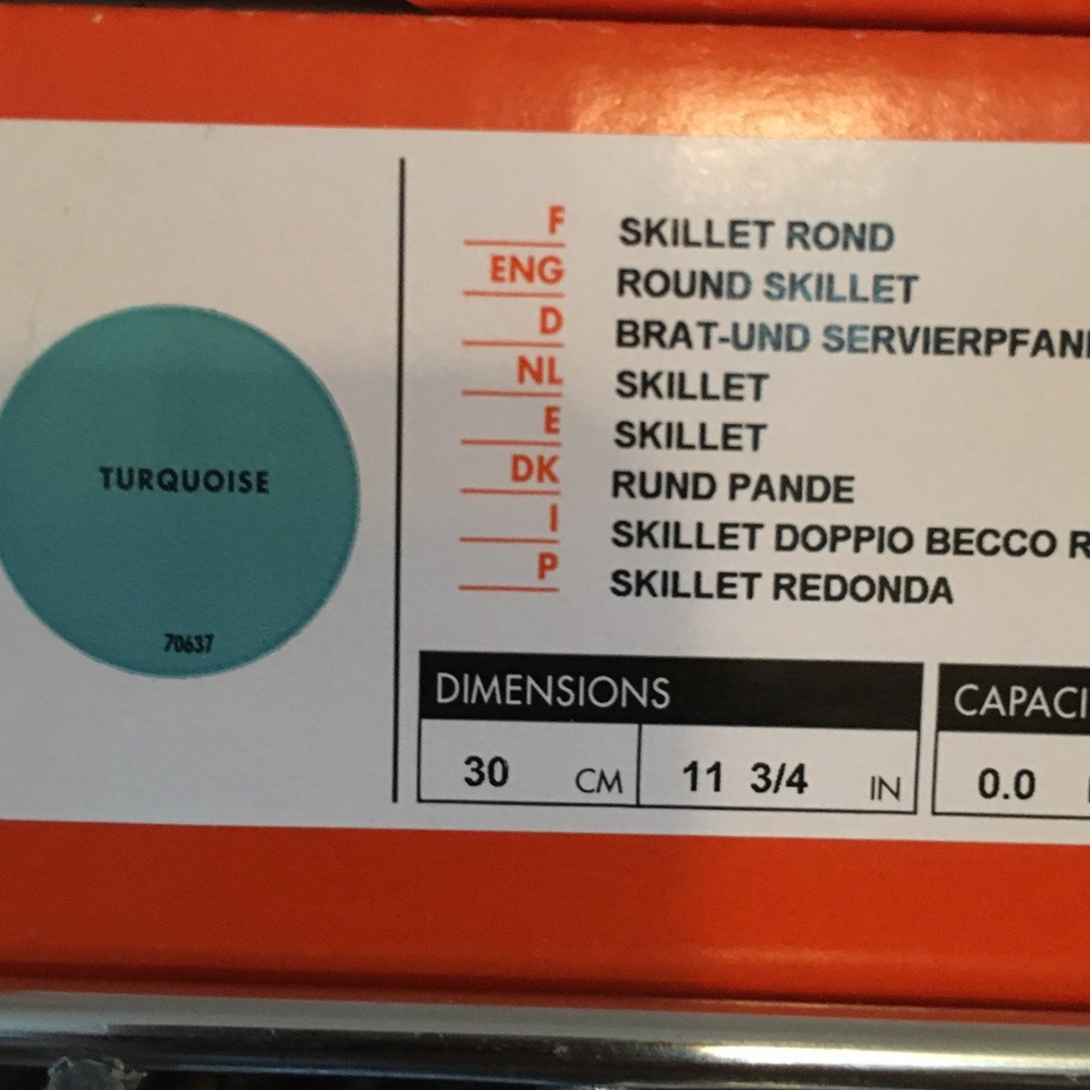 NWT Le Creuset 11.75” Cast Iron Skillet Turquoise / Blue - Picture 5 of 10